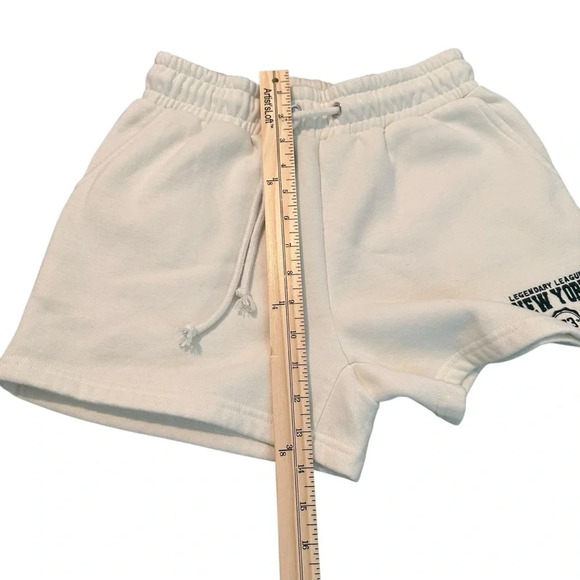 Cali1850/Lazy Sunday Two Piece Set. Shorts and Zip up hoodie - Picture 8 of 10